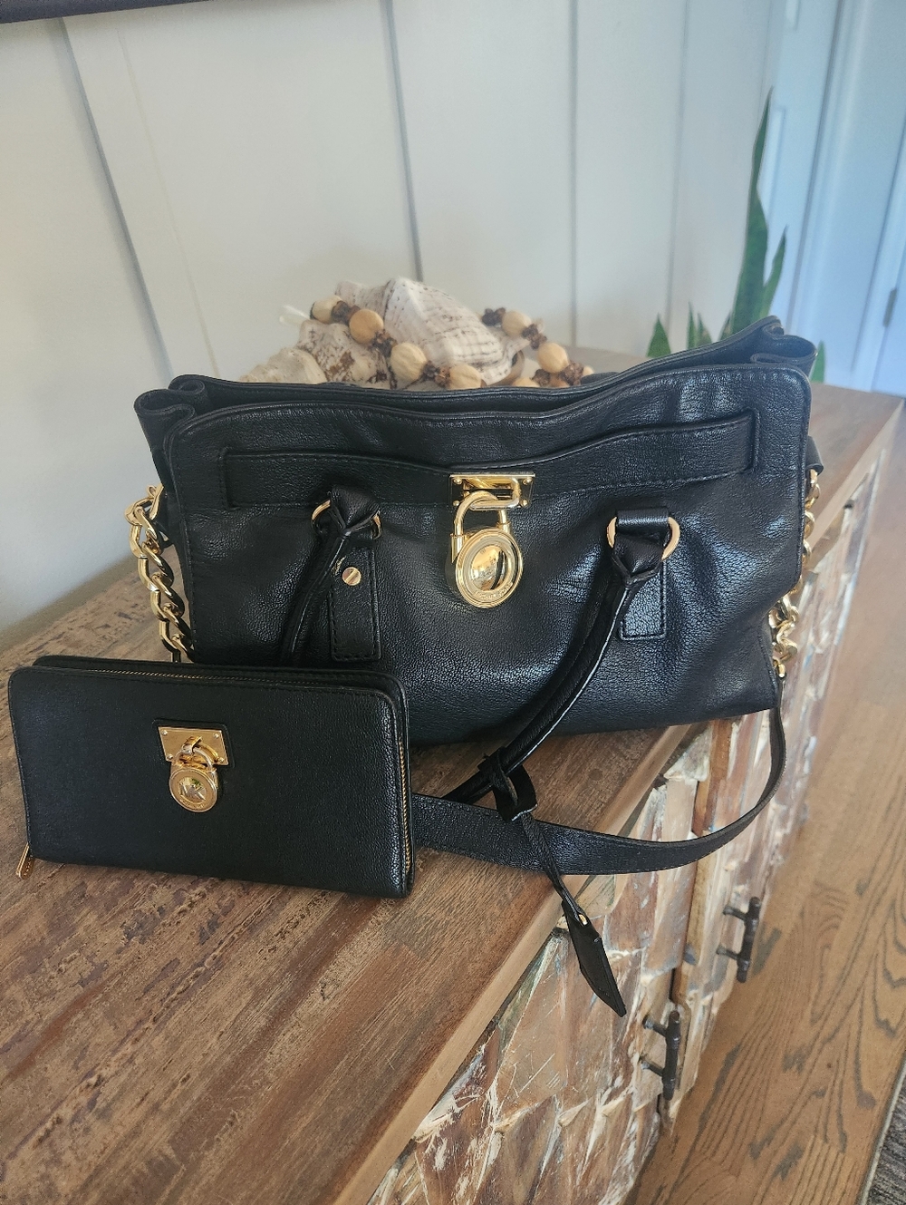 Michael Kors Hamilton Bag And Wallet